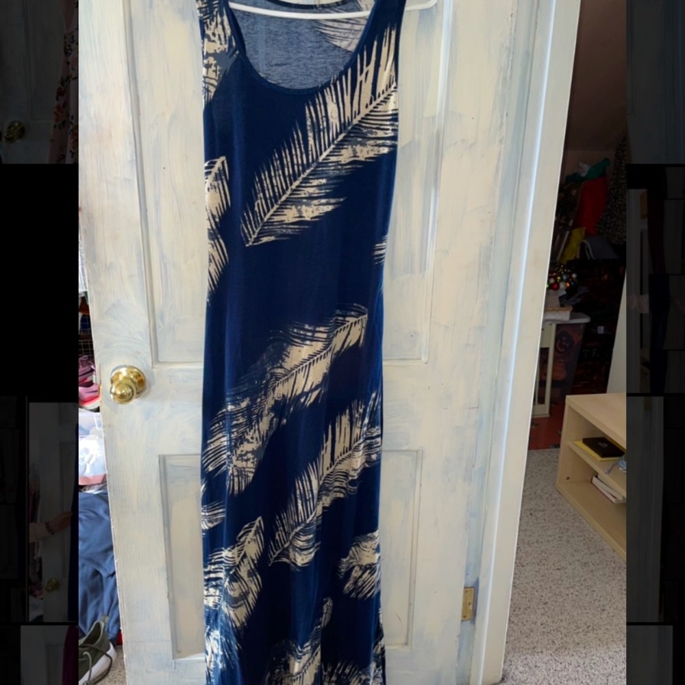 Feather maxi!